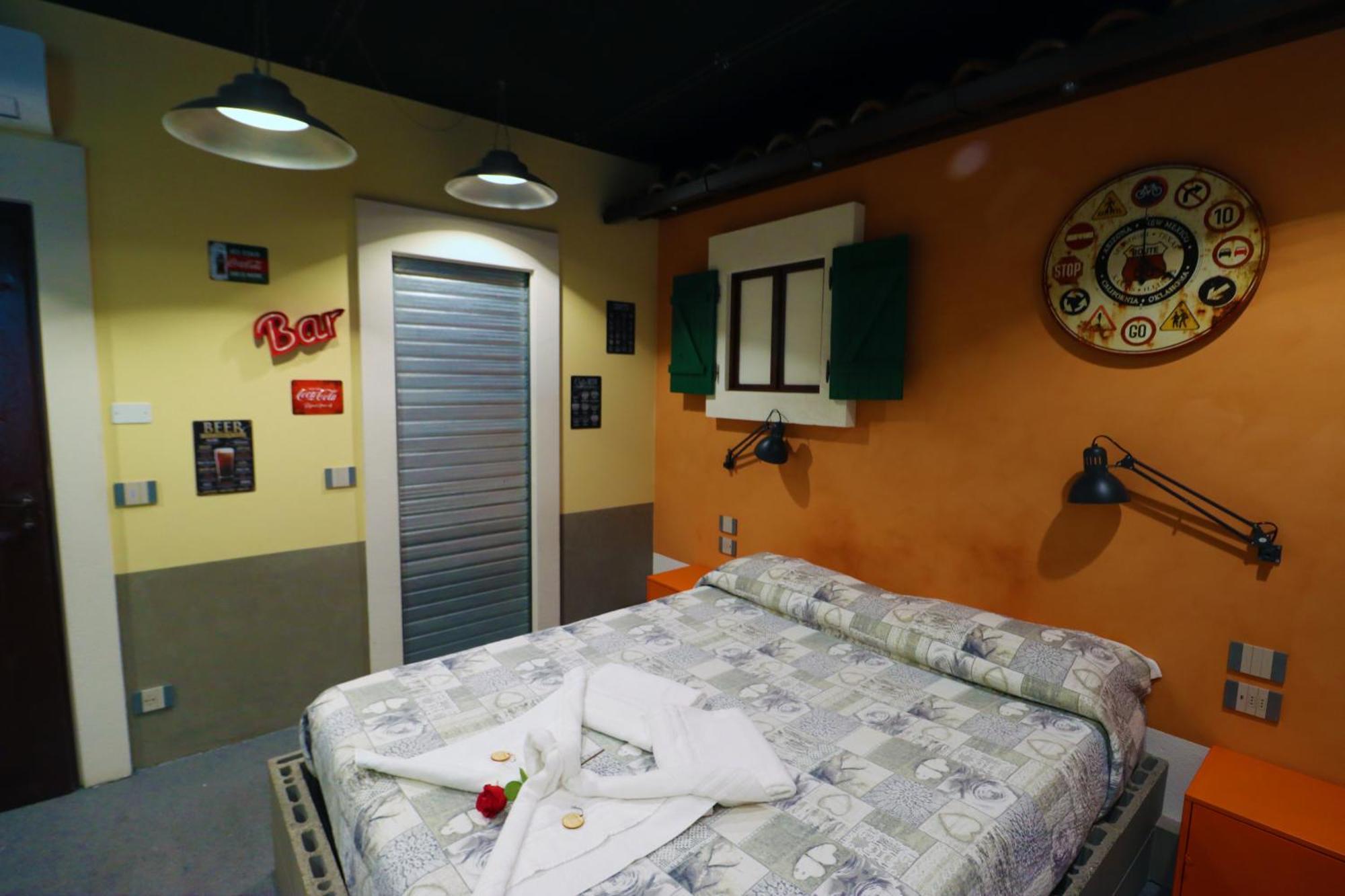 Thematic Rooms - Athema Atmosphere Trieste Exterior photo
